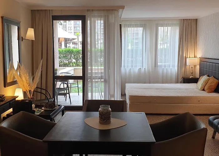 Royal Private * Slantchev Briag