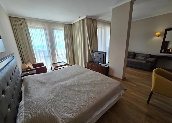 Royal Private * Slantchev Briag