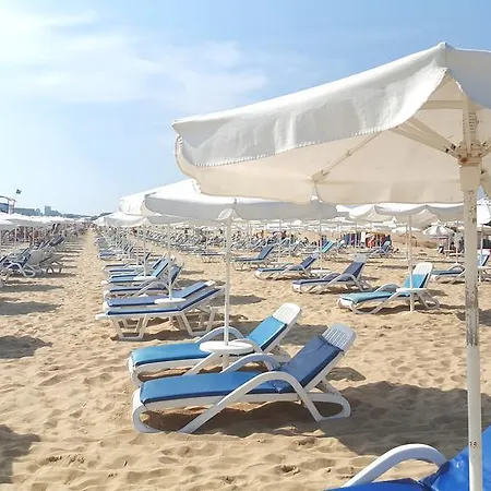 Royal Private Σάνι Μπιτς